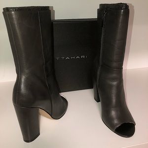 TTAHARI Women’s High boots size 6.5